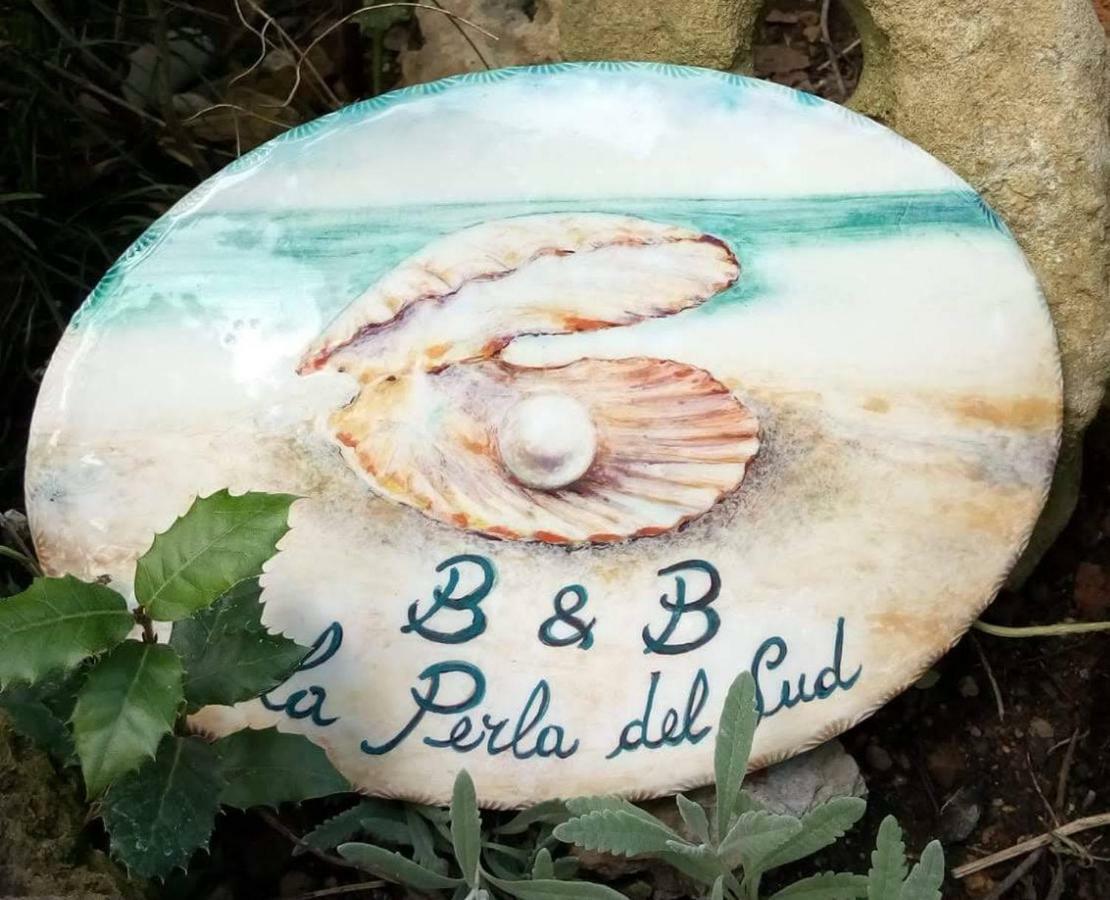 La Perla Del Sud Bed and Breakfast Teulada Eksteriør billede